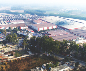 TRACTOR MANUFACTURING PLANT