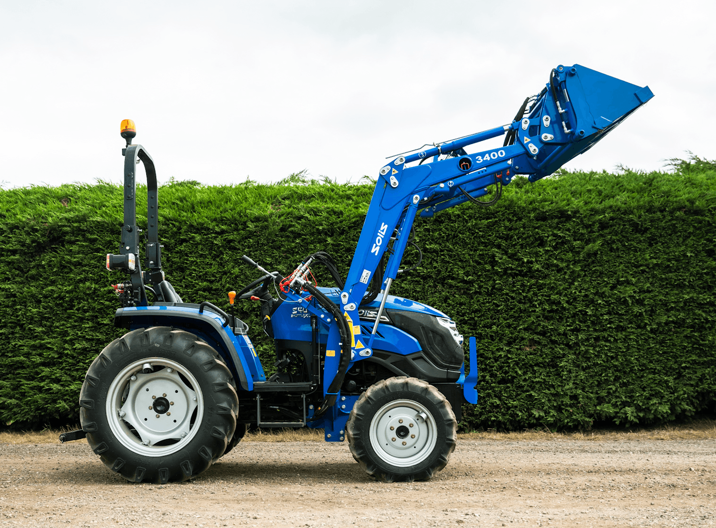Solis 26 compact tractor for peak farming